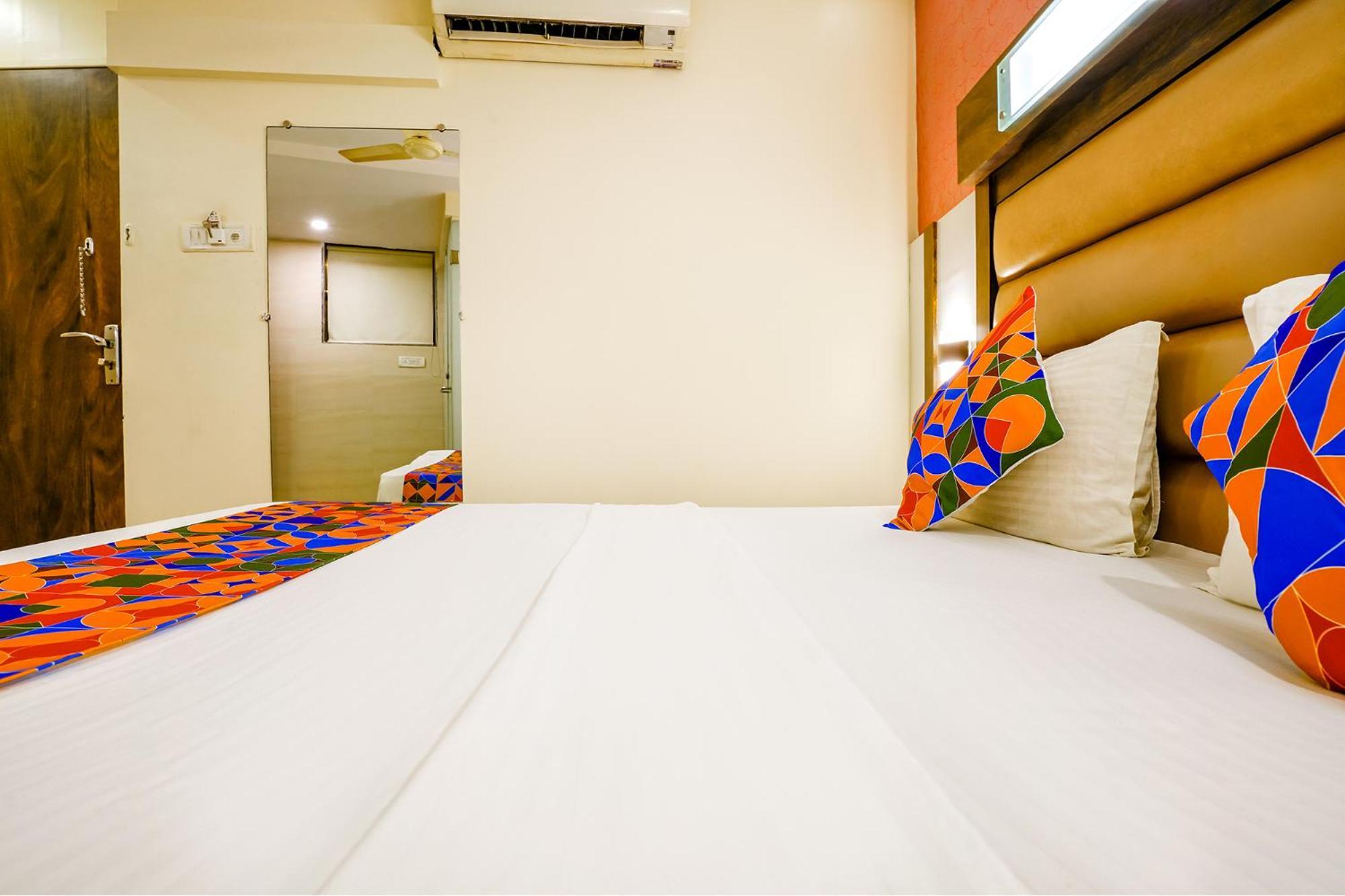 Hotel Naivedhya By Kwality Inn Thane Exterior photo