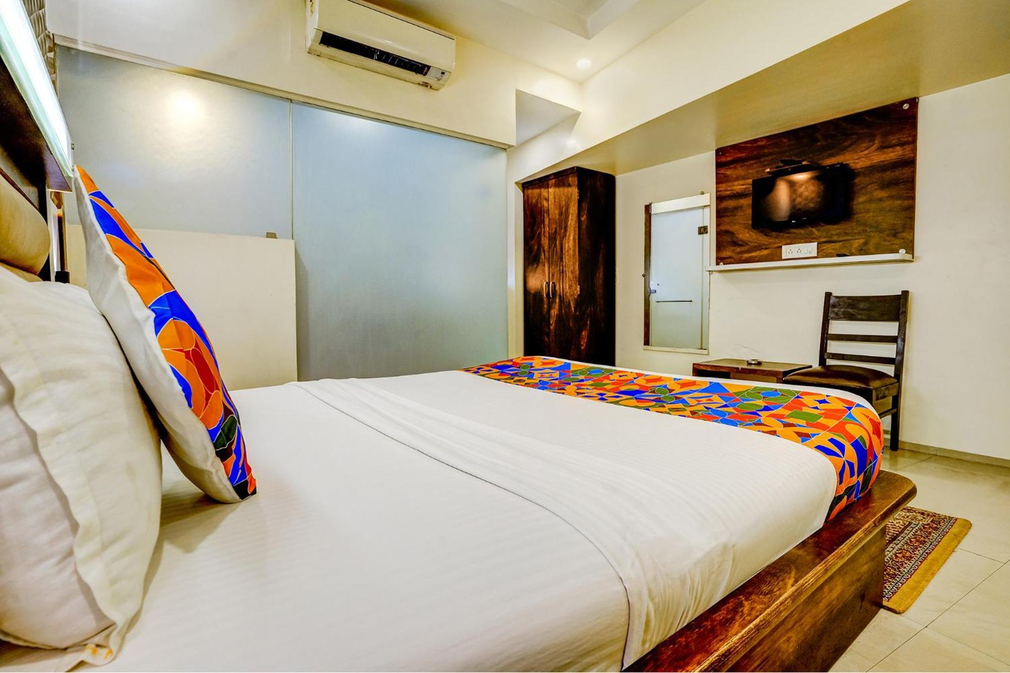 Hotel Naivedhya By Kwality Inn Thane Exterior photo