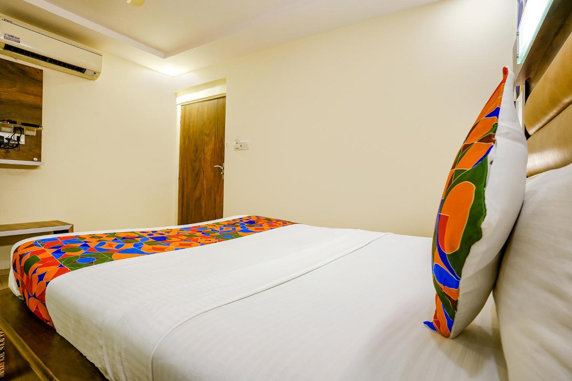 Hotel Naivedhya By Kwality Inn Thane Exterior photo