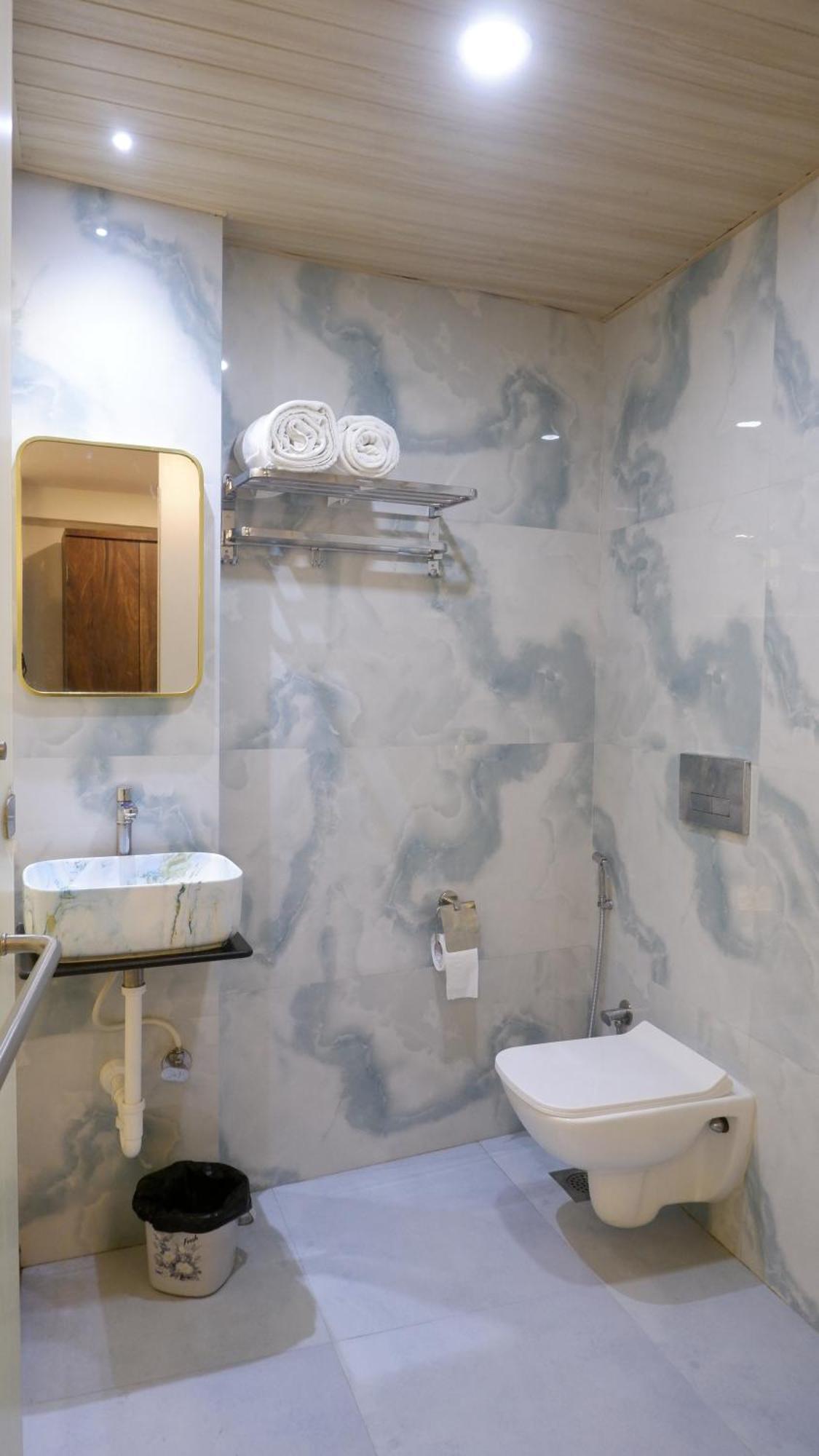 Hotel Naivedhya By Kwality Inn Thane Exterior photo